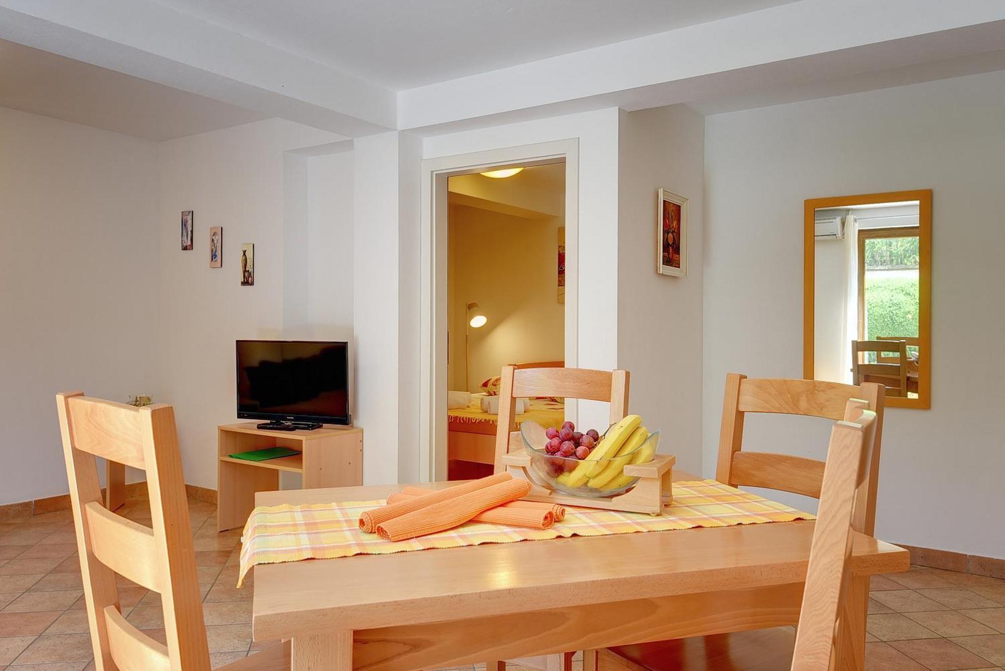 Apartments Buic ヴィンクラン エクステリア 写真