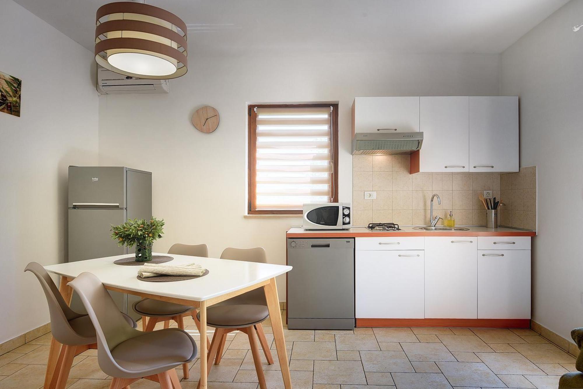 Apartments Buic ヴィンクラン エクステリア 写真